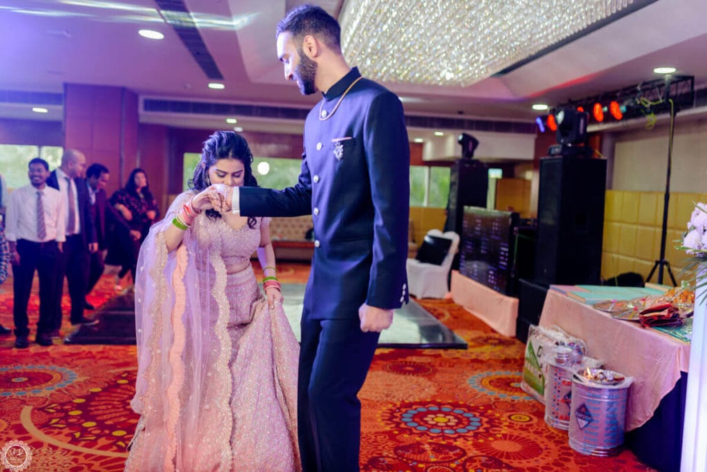candid wedding photography