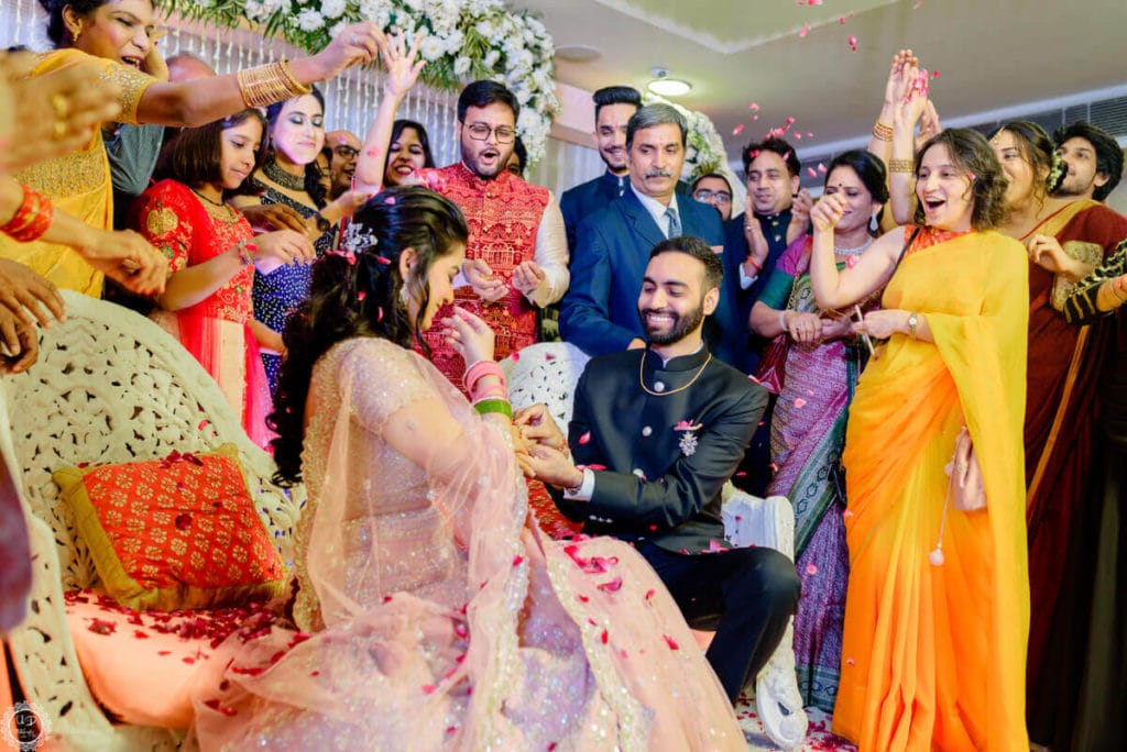 candid wedding photography