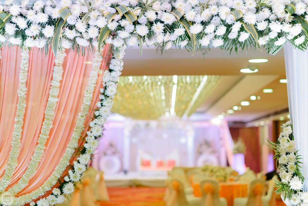 candid wedding photography
