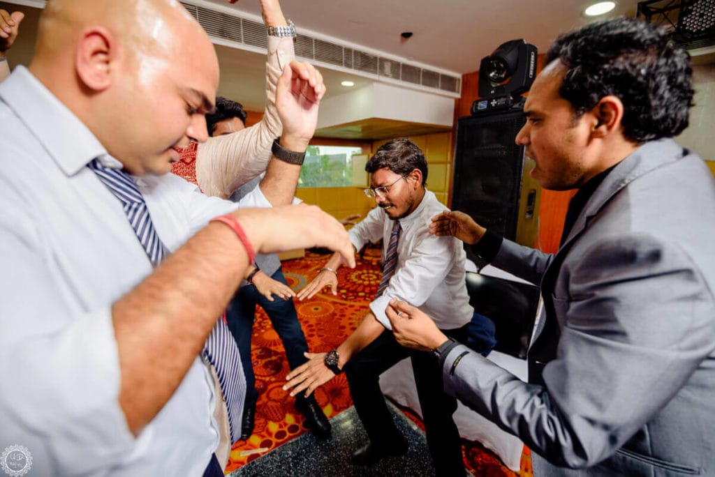 candid wedding photography