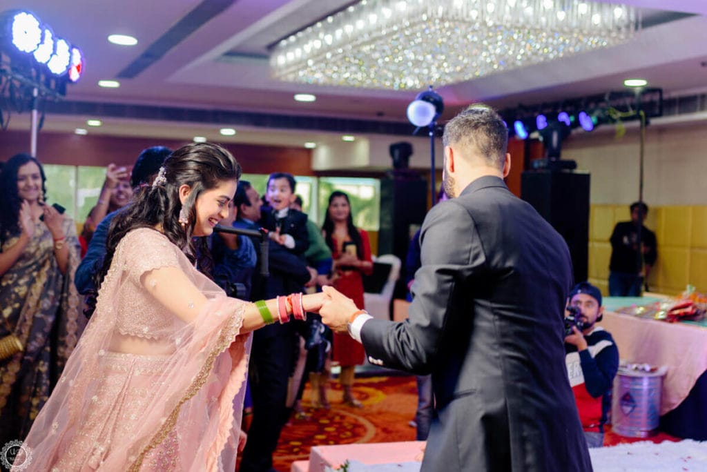 candid wedding photography