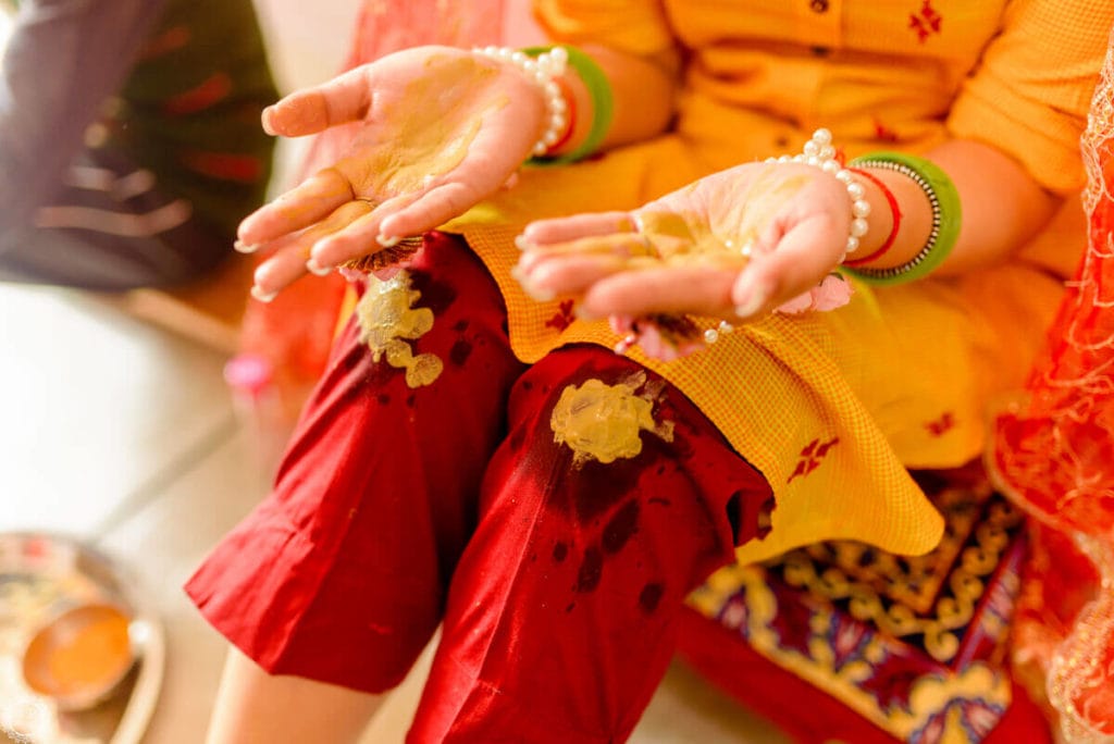 candid wedding photography