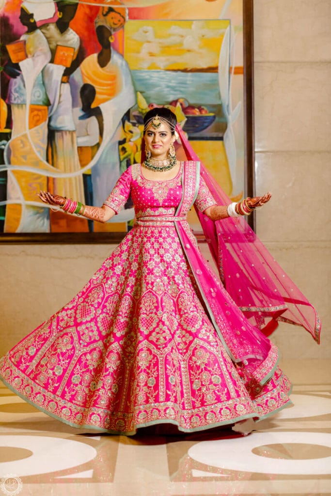 candid wedding photography