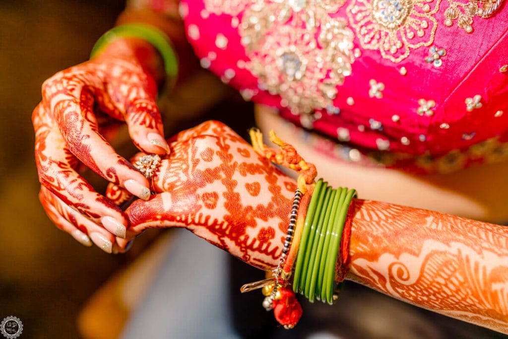 candid wedding photography