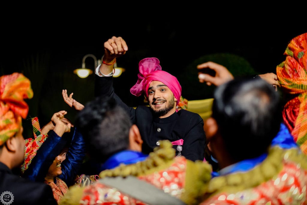 candid wedding photography