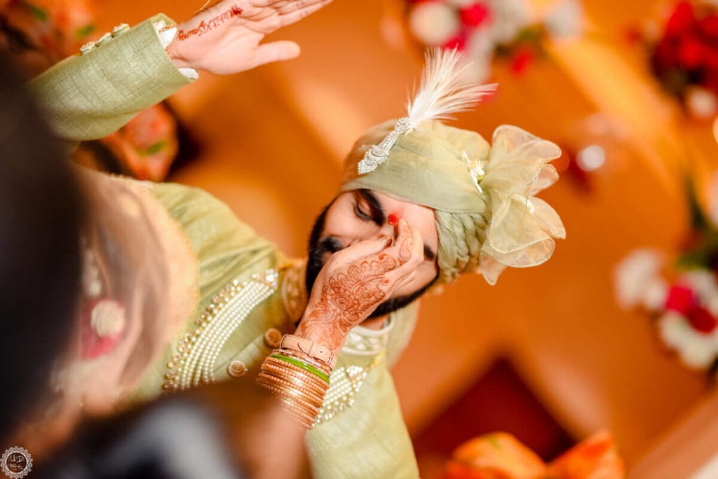 candid wedding photography