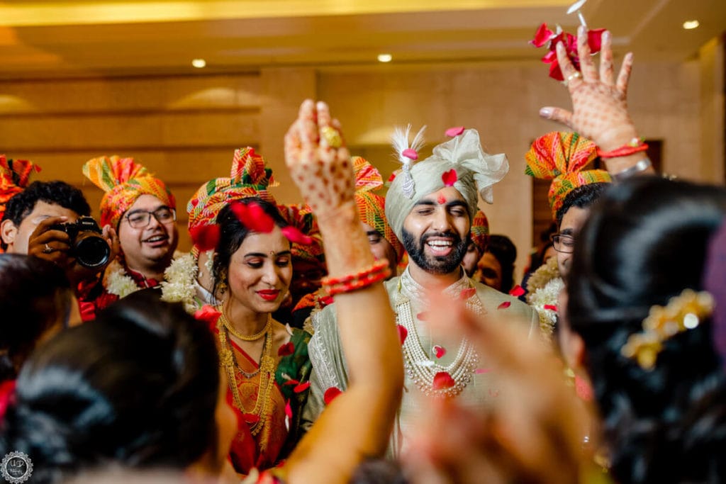 candid wedding photography