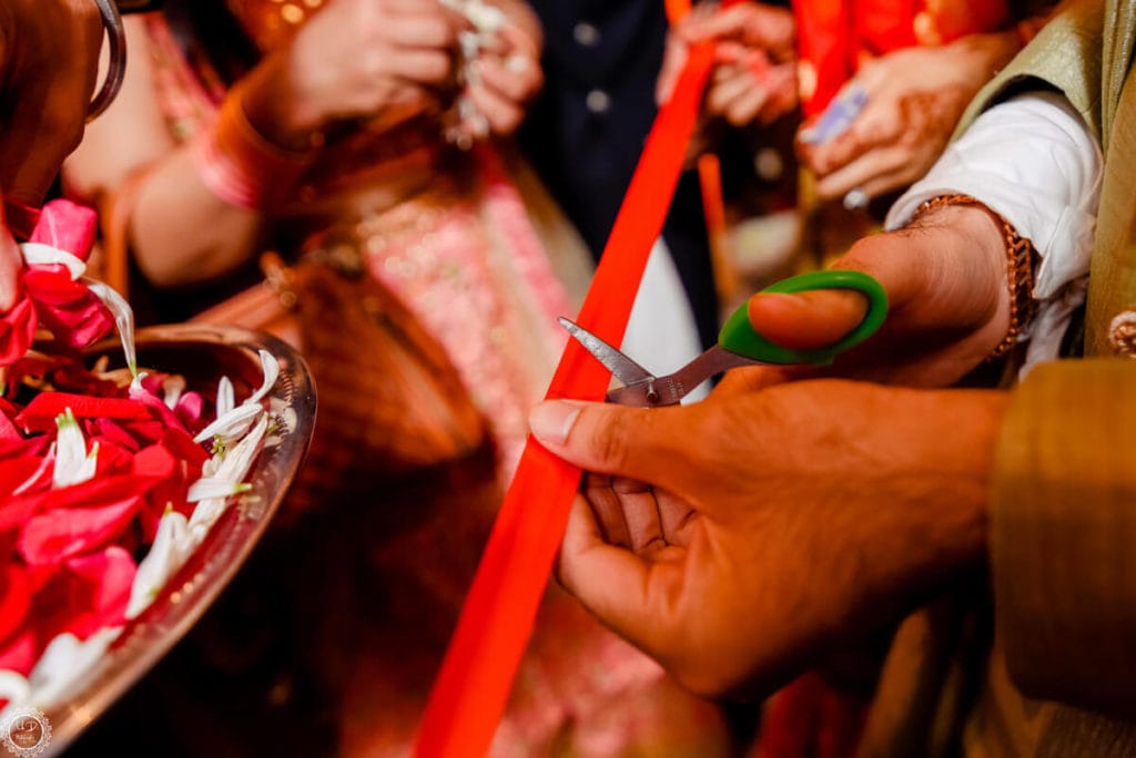 candid wedding photography