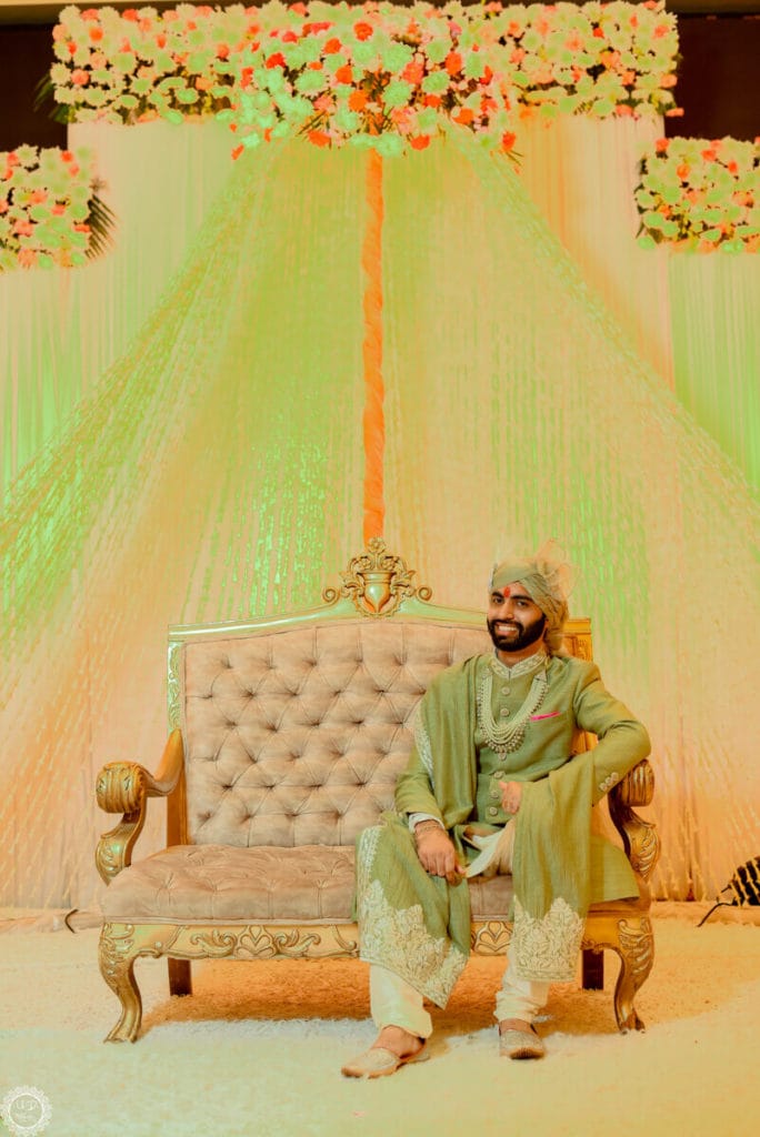 candid wedding photography