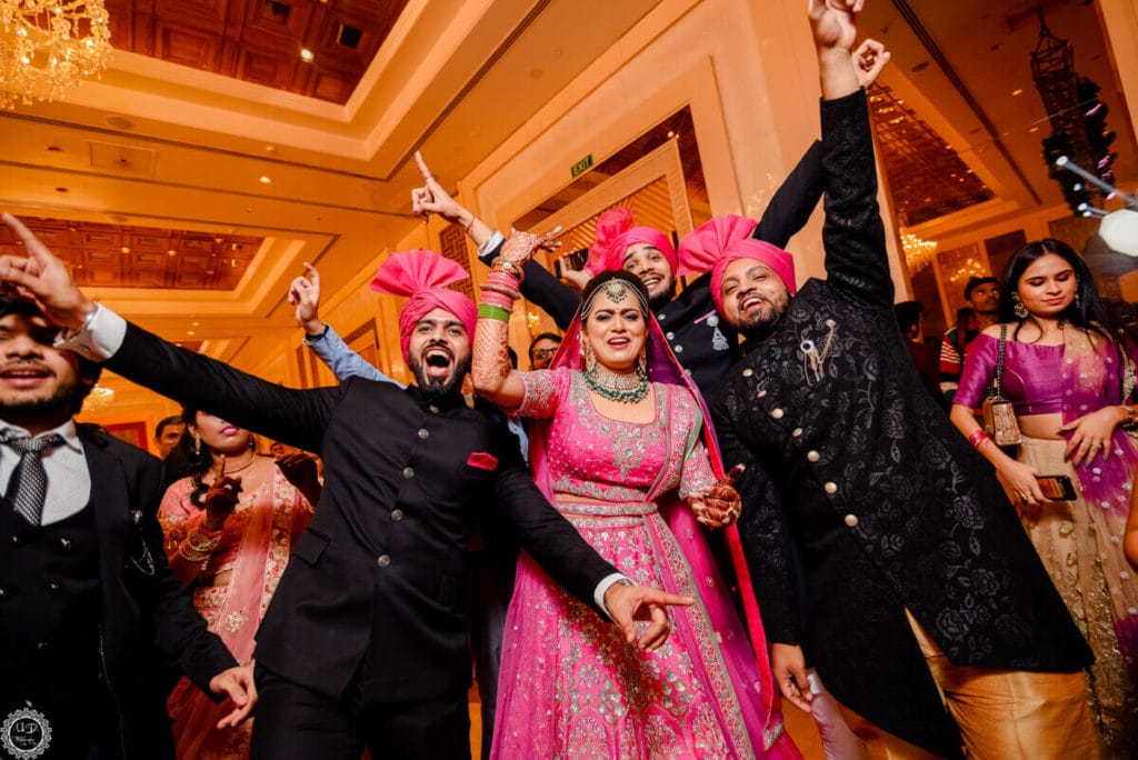 candid wedding photography