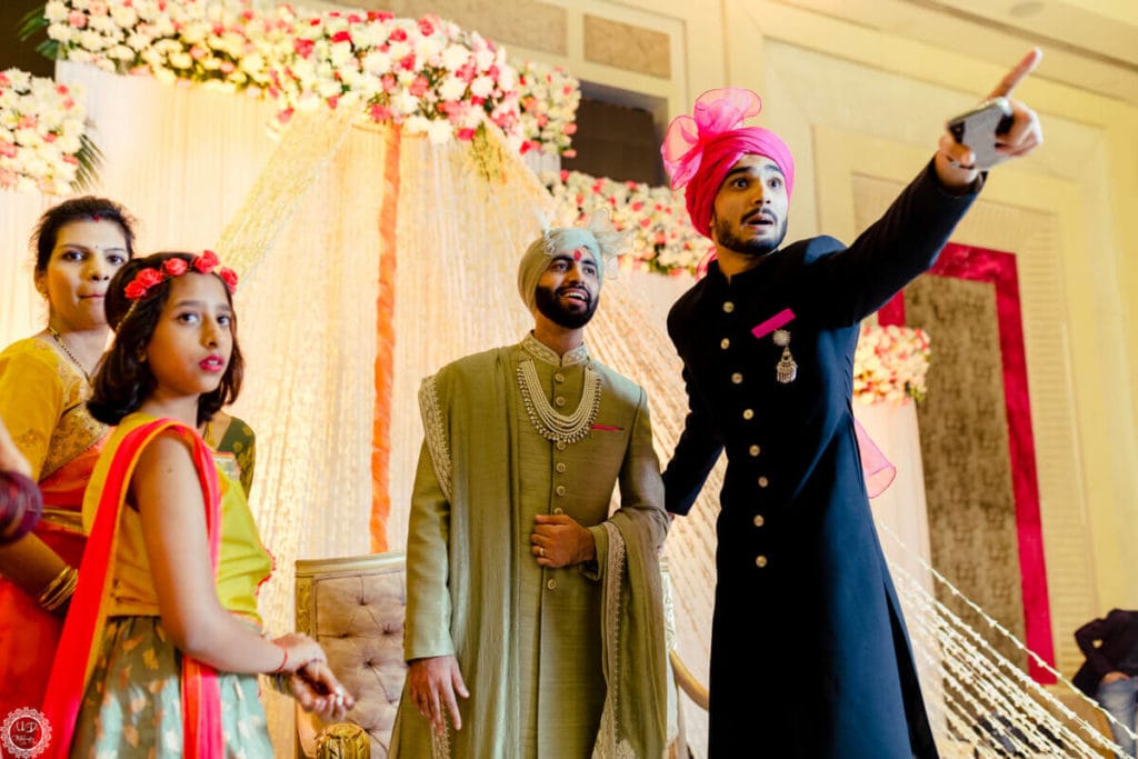 candid wedding photography