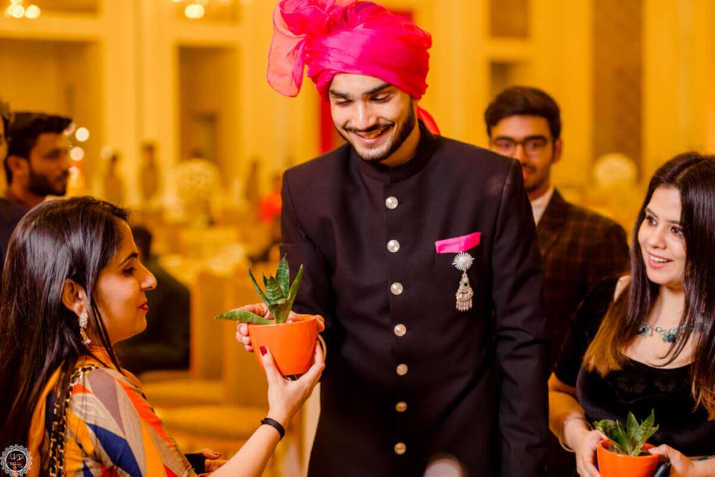 candid wedding photography