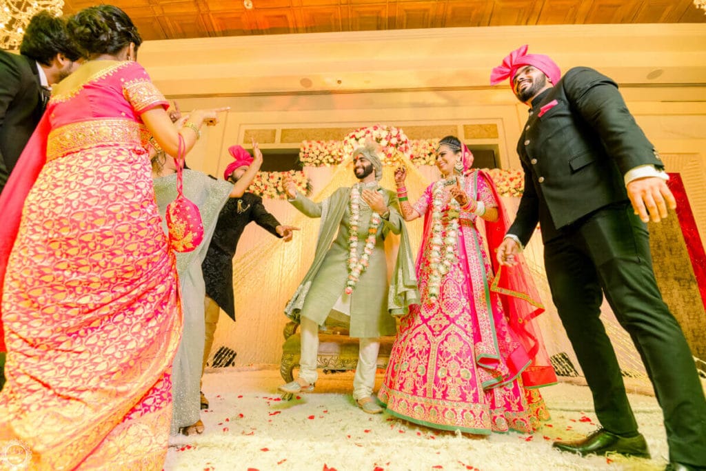 candid wedding photography