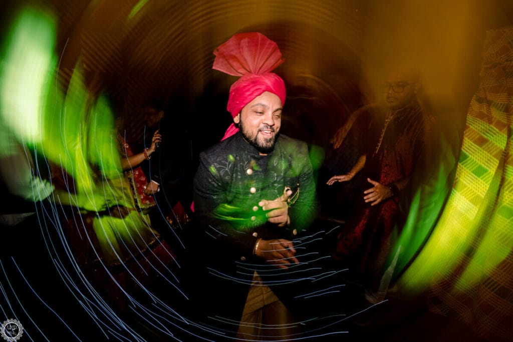 candid wedding photography