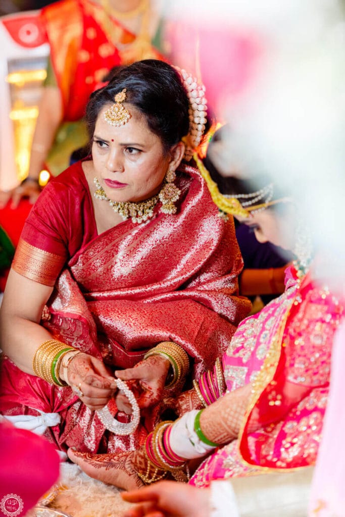 candid wedding photography