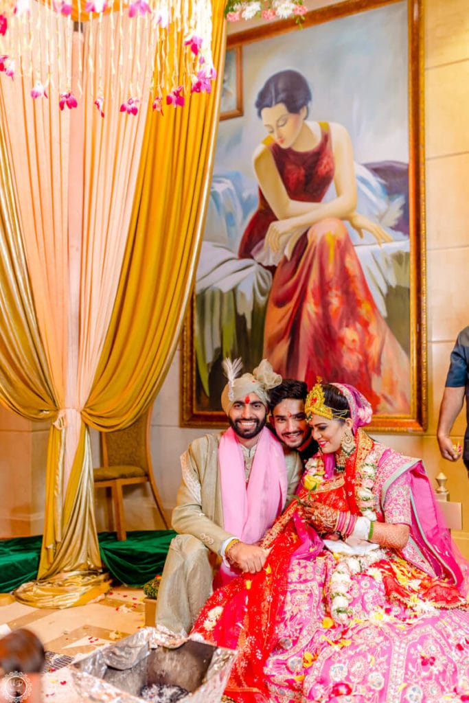 candid wedding photography