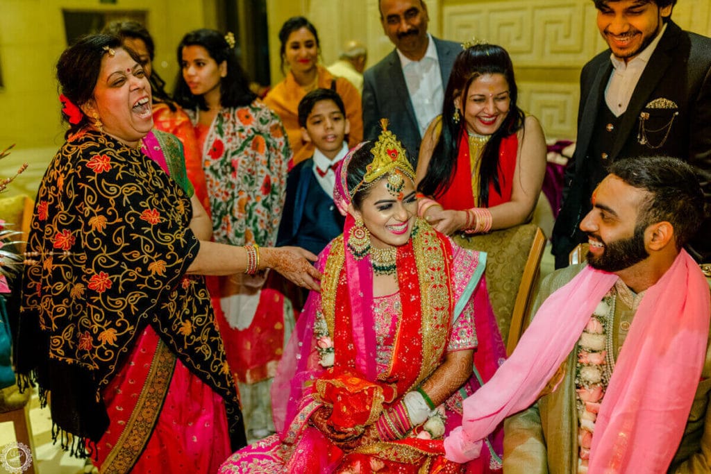 candid wedding photography
